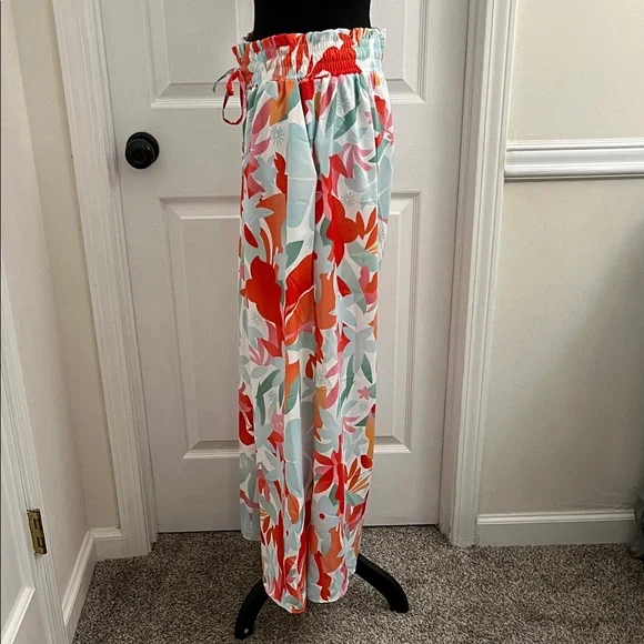 Floral Wide-Leg Pants with Drawstring - Picture 4 of 6